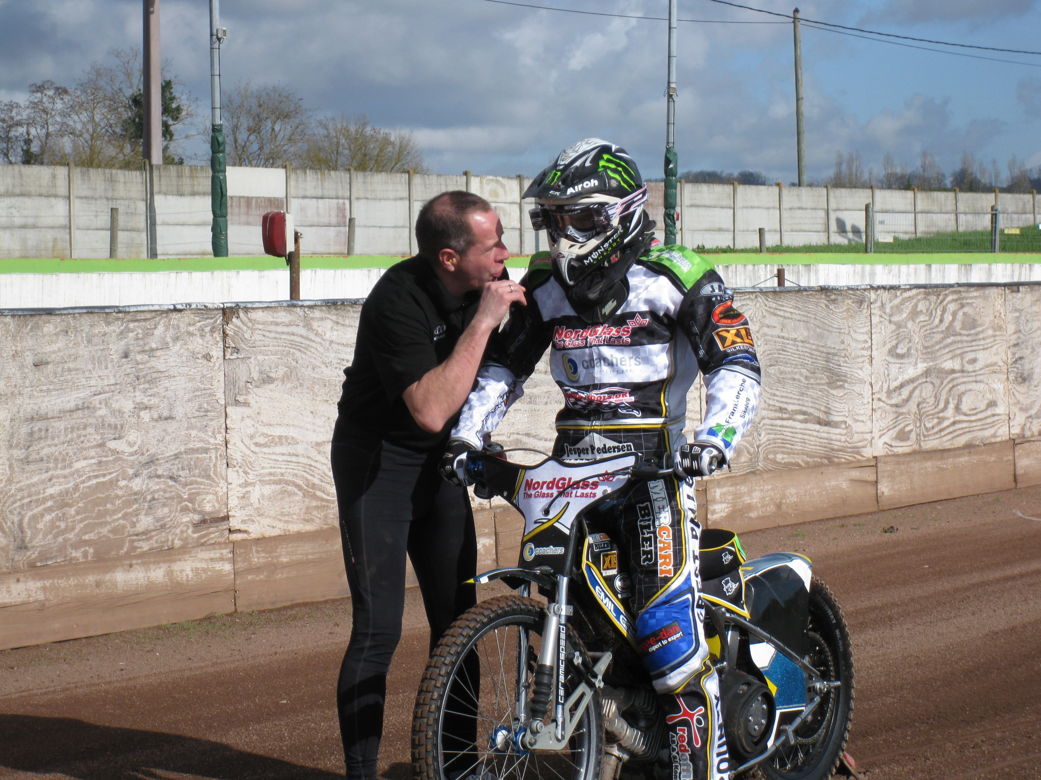 office feature image